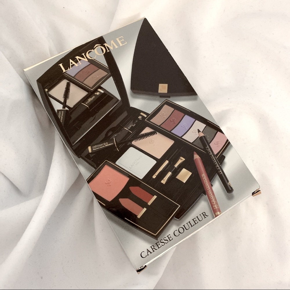 Brand New Lancome Caresse Couleur Make up Kit 💄💋
